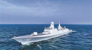 劈波斬浪向深藍