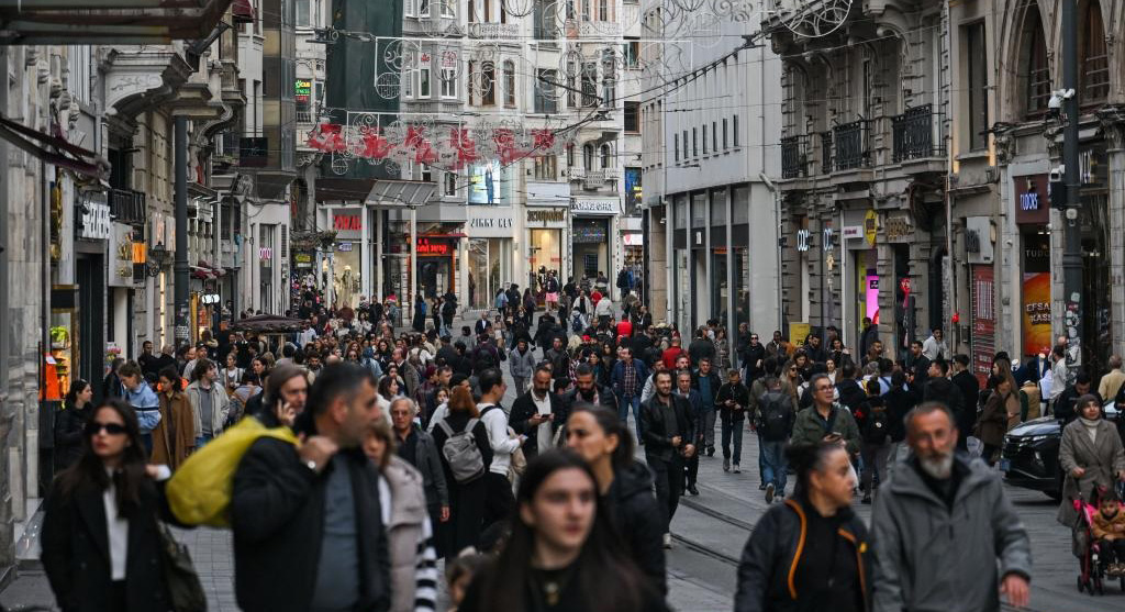 繁華的伊斯坦布爾獨(dú)立大街